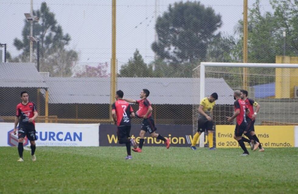 Douglas Haig ganó en su visita a Misiones