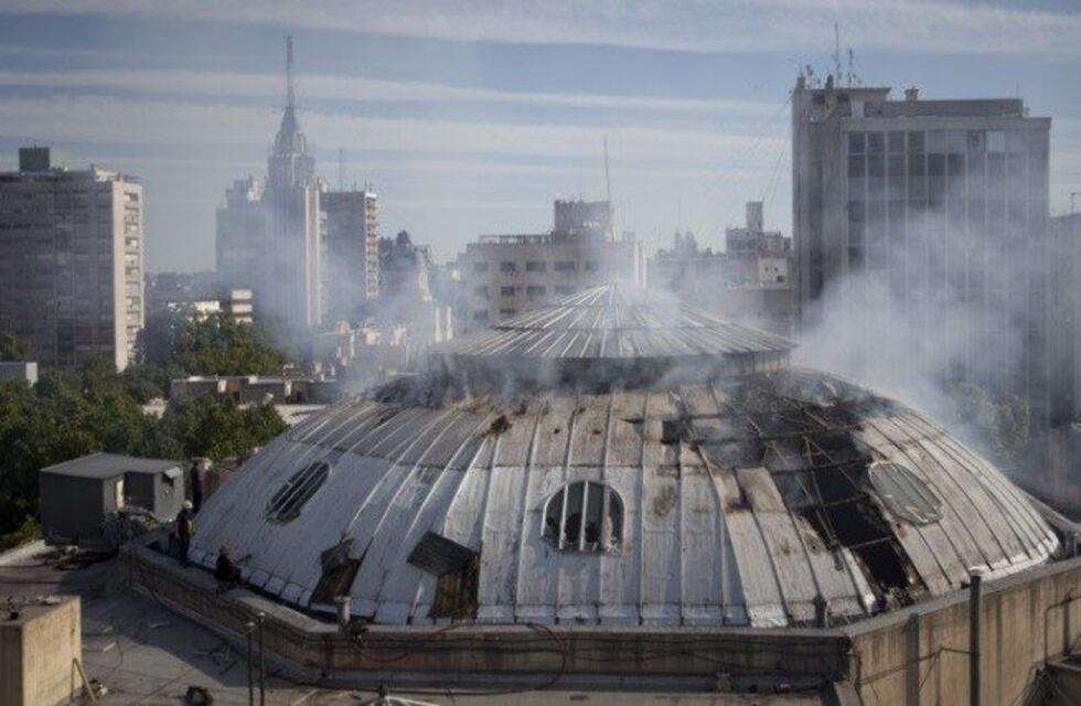 Incendio en el ECA: Gareca será denunciado por artistas plásticos