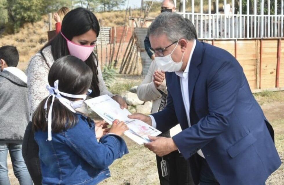 Entregaron viviendas en el sur de la capital