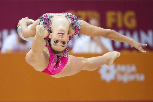 Foto ilustrativa\u002E\nLa gimnasta griega Eleni Kelaiditi ejecuta un ejercicio durante el 37 Mundial de Gimnasia Rítmica\u002E