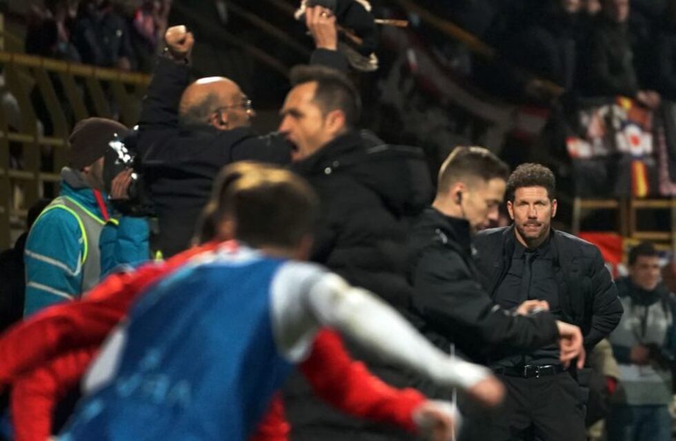 El Atlético de Madrid del "Cholo" Simeone fue eliminado por Cultural Leonesa, de tercera categoría