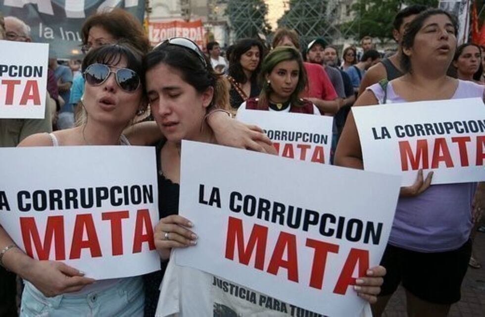 30.000 personas firmaron petición para que se proteja a ciudadanos que denuncien corrupción