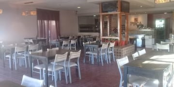 Abrieron los restaurantes en Arroyito con poca concurrencia