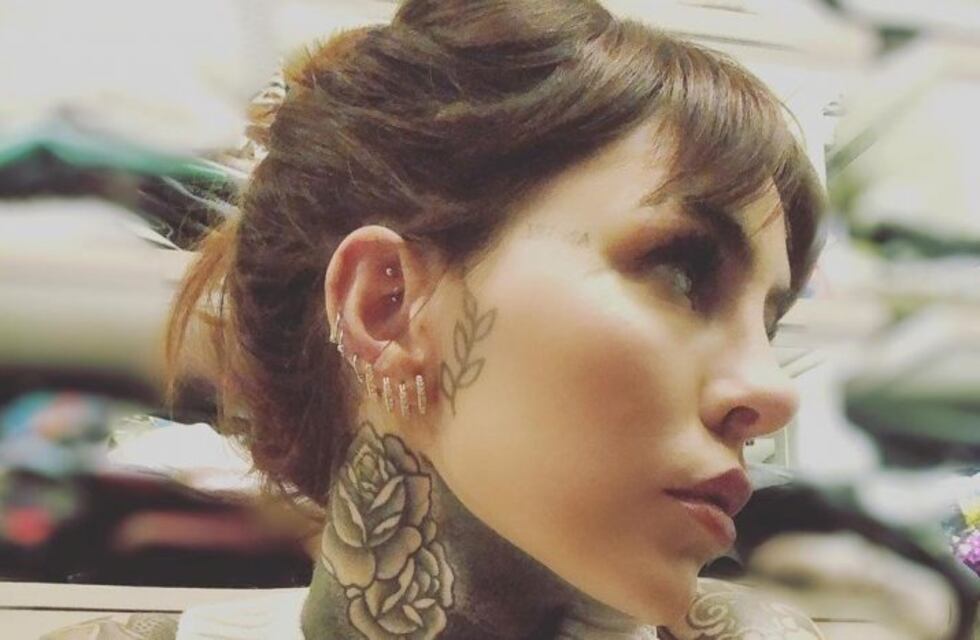 Cande Tinelli mostró su "caos" en ropa interior