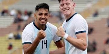 Facundo Medina, afianzado como zaguero en Talleres, será uno de los cuatro del fondo en el debut\u002E Y en la delantera estará el cordobés Adolfo Gaich\u002E