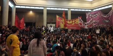 Toma del Pabellón Argentina\u002E