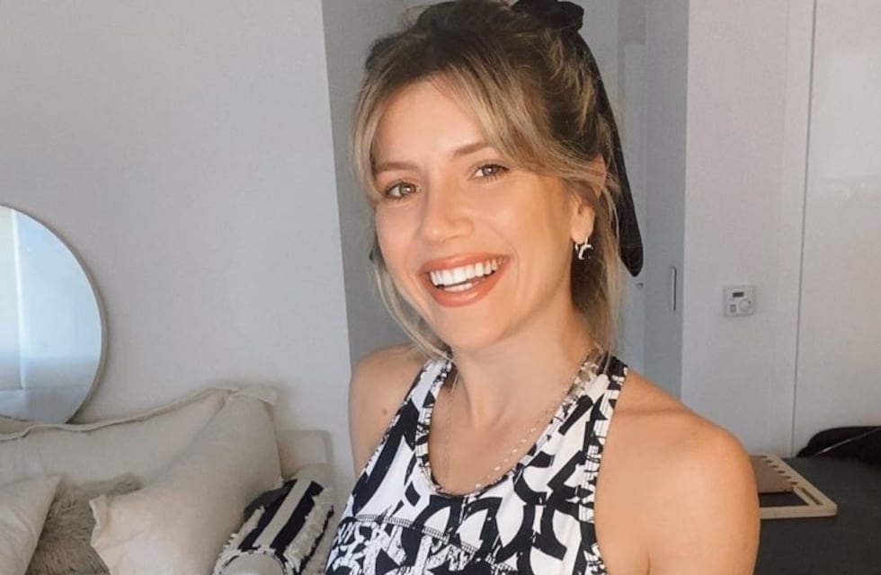 El cautivante "buenos días" de Laurita Fernández