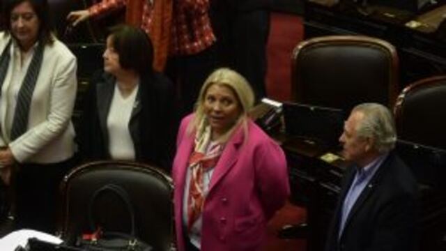 BUENOS AIRES, 10/08/2016, SESIu00d3N ESPECIAL DE DIPUTADOS PARA TRATAR PROYECTOS VINCULADOS AL CUADRO TARIFARIO DE GAS Y ELECTRICIDAD QUE IMPUSO EL GOBIERNO.. FOTO:DYN/LUCIANO THIEBERGER.rnCambiemos frena la derogaciu00f3n del tarifazo pero acepta citar a Arangur