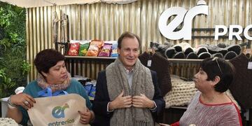 Bordet recorrió el stand de Entre Ríos en La Rural de Palermo\u002E