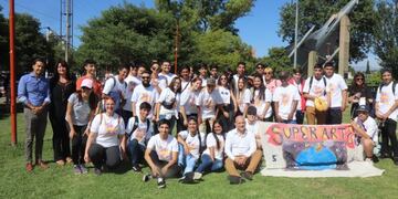 Ganadores del SuperArte viajan a Bariloche