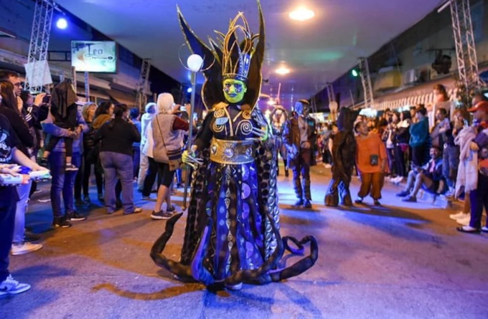 Una multitud disfrutó del Festival Alienígena de Capilla del Monte