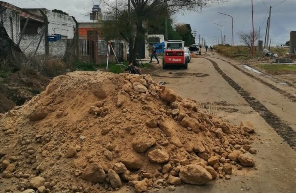 Punta Alta: Cortes de tránsito en 25 de mayo frente al Cementerio por obras