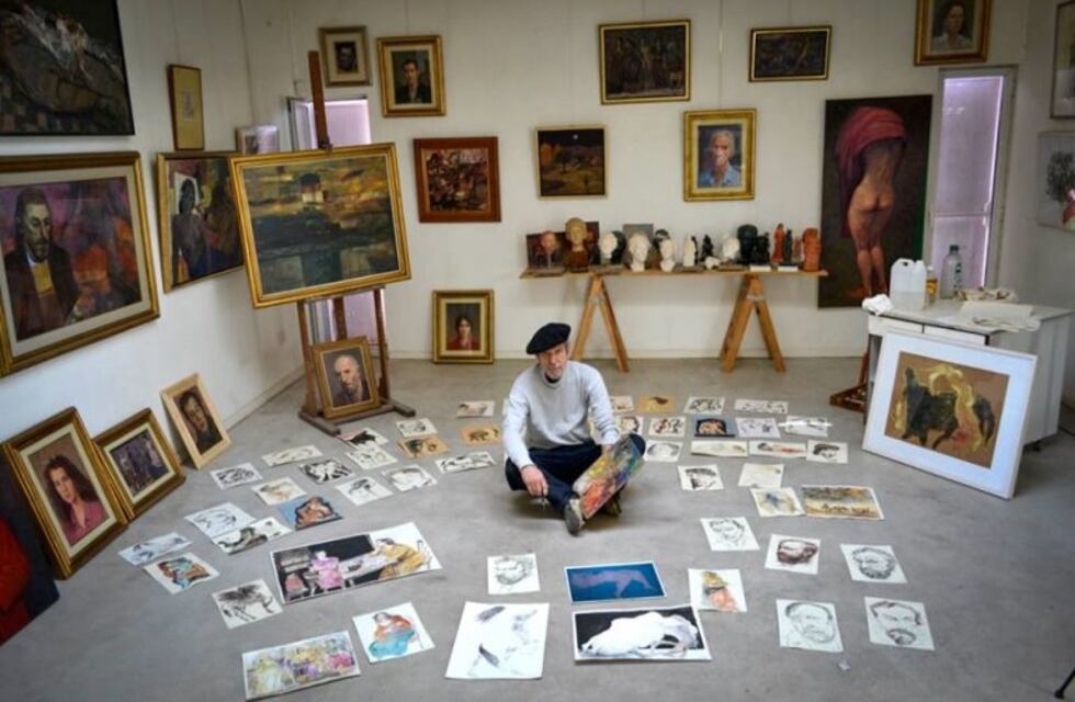 Inauguran muestra del pintor Álvaro Izurieta en Unquillo