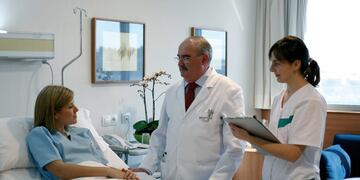 Convocan a profesionales médicos a cubrir puestos en centros de salud de La Plata (web)\u002E