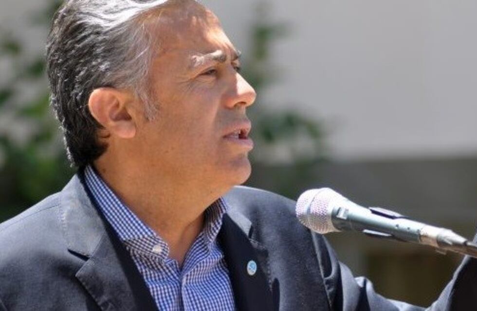 Cornejo apuntó contra Righi: "Se hace la víctima"