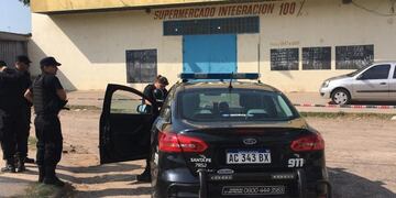 La policía acudió al lugar alrededor de las 9 de la mañana\u002E (@radio2rosario)