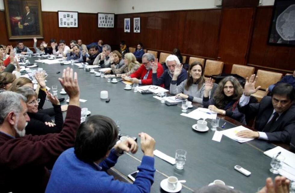 Se crearán dos nuevas carreras de posgrado en la UNT