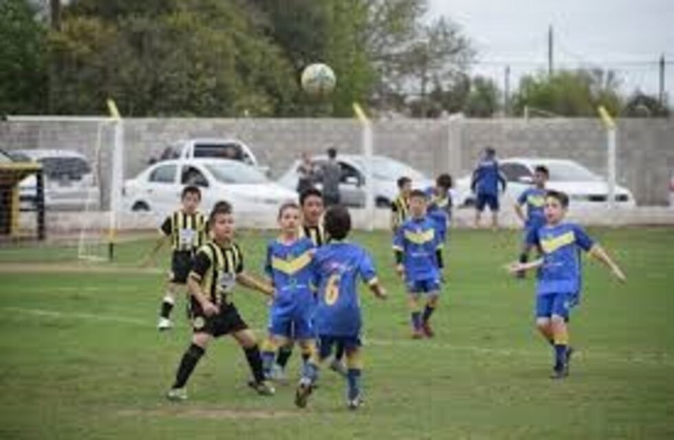 Dolor por la muerte de un entrenador en el fútbol infantil