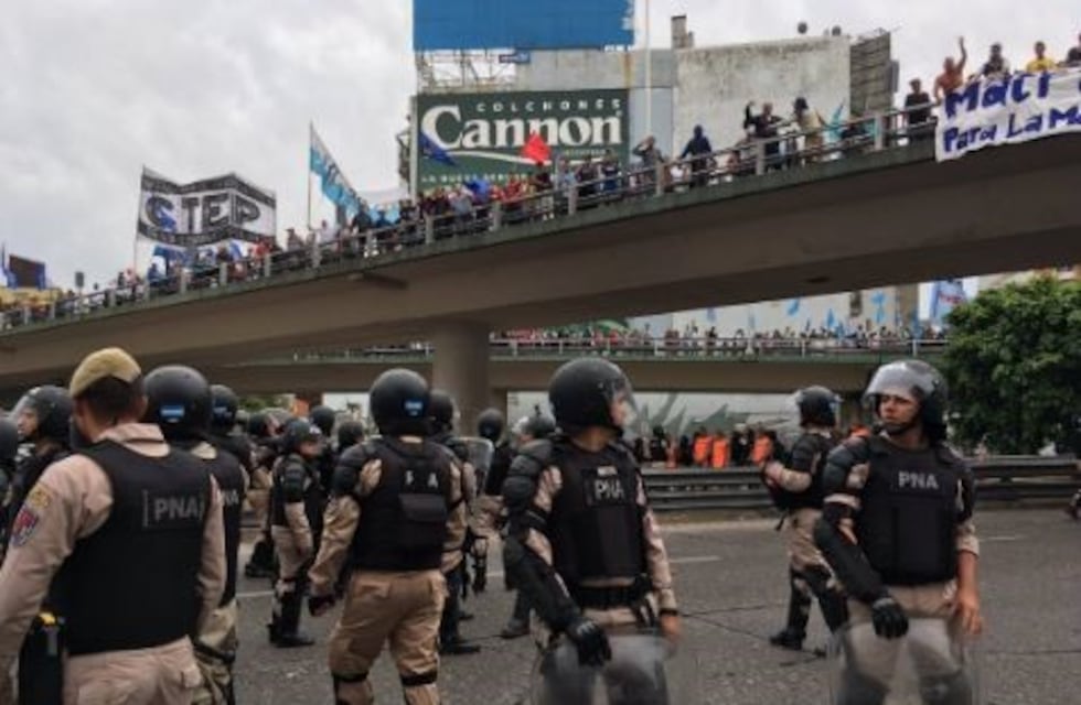 Levantan el corte en el Puente Pueyrredón por la lluvia