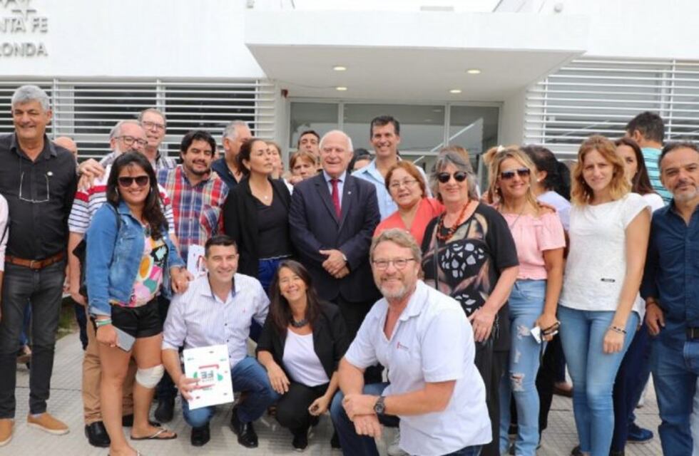 Lifschitz no quiere "poner obstáculos" y dijo que Santa Fe es "un Fórmula 1"