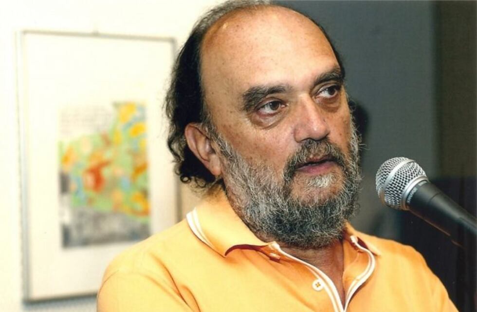 Rosario Central recordó al Negro Fontanarrosa en el aniversario de su nacimiento