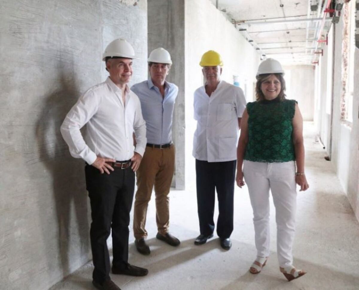 Rodríguez Larreta recorrió las obras del Hospital Rivadavia\u002E Foto: Twitter\u002E