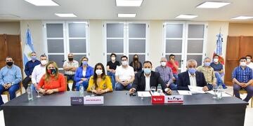 El gobierno riojano pidió más esfuerzo a la comunidad y advirtió que la sociedad \