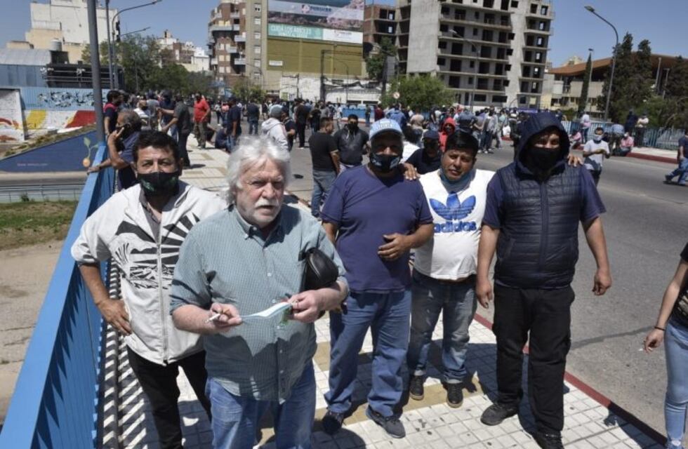 Córdoba en crisis: nueva marcha de Suoem, con Rubén Daniele a la cabeza