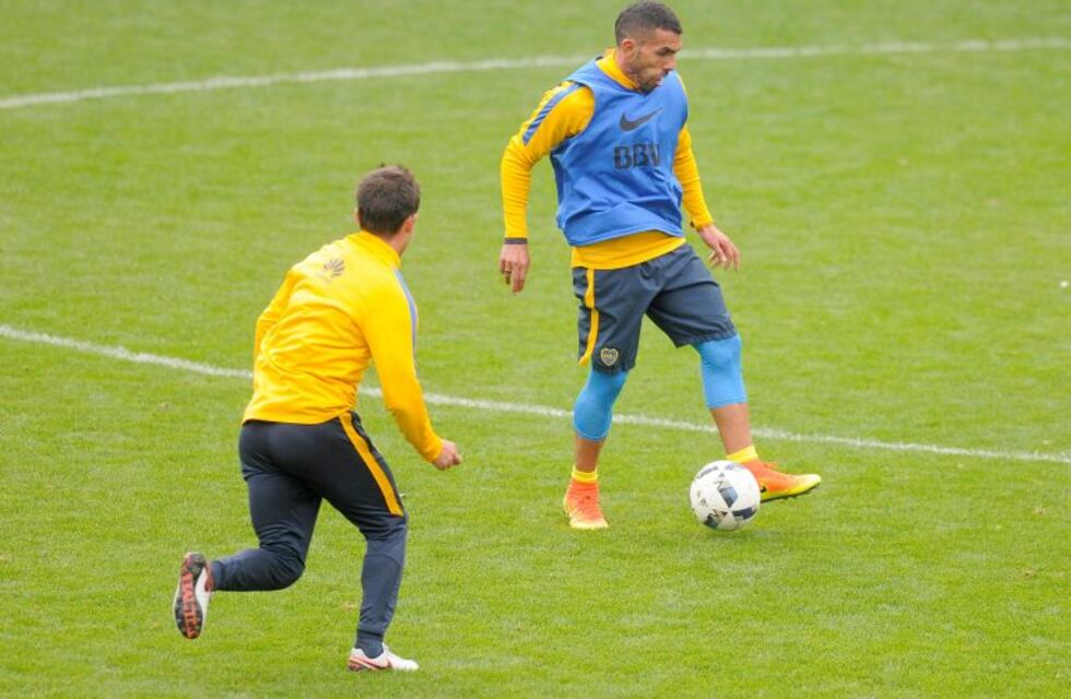 Tevez se entrenó con normalidad y volverá a la titularidad frente a Sarmiento