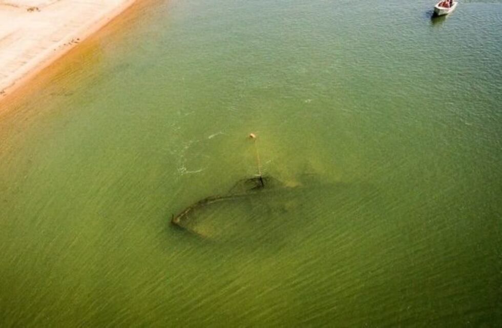 La bajante permitió encontrar un barco naufragado a inicios del siglo pasado