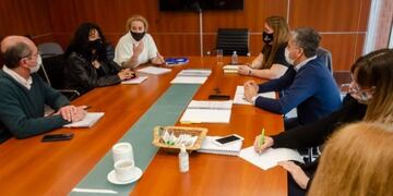 Municipio e Instituto de Viviendas analizaron proyectos de Argentina Solidaria Construye
