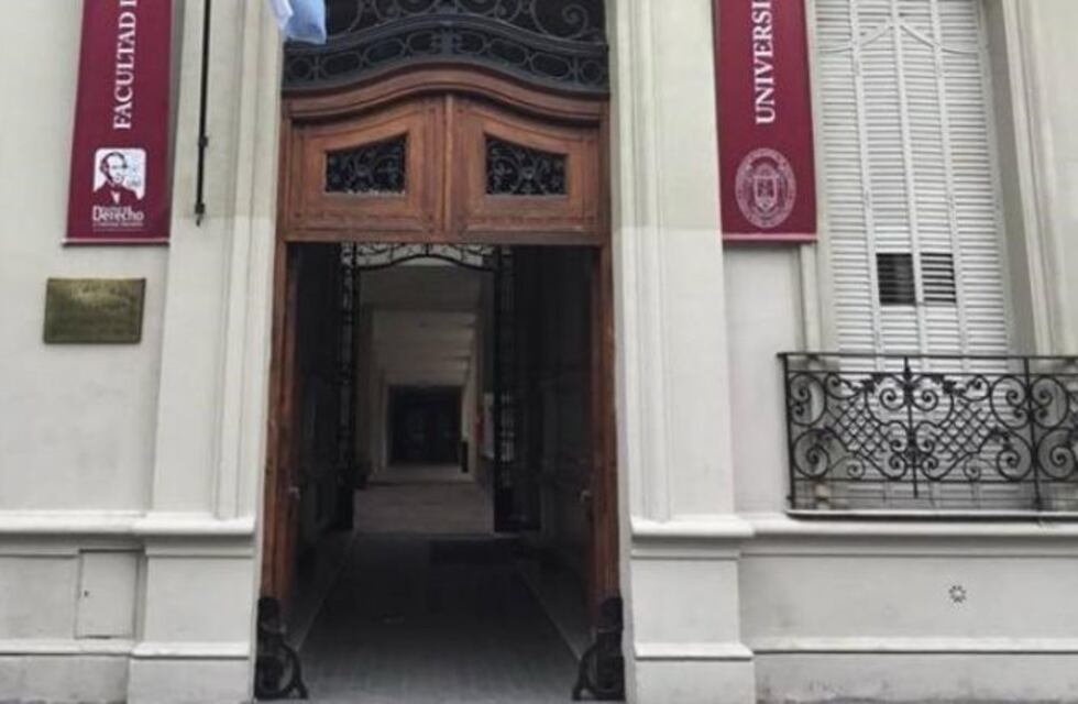 Suspendieron a un docente acusado de abuso en la UNT