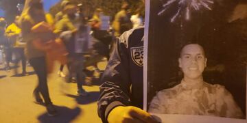 Los vecinos de barrio Vicor marcharon para que se esclarezca el trágico suceso en el que asesinaron a Santiago Orellano\u002E Volverán a marchar este viernes
