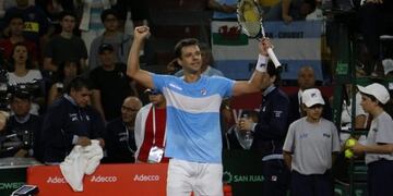 Horacio Zeballos terminó la serie de la Davis con otro triunfo para Argentina\u002E