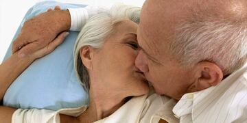 El sexo en los adultos mayores y los riesgos de contraer enfermedades\u002E (CIMECO) Imagen ilustrativaa