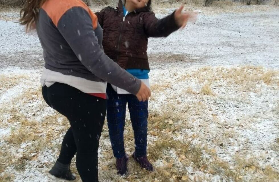 El frío polar y la nieve invaden varias localidades de San Juan