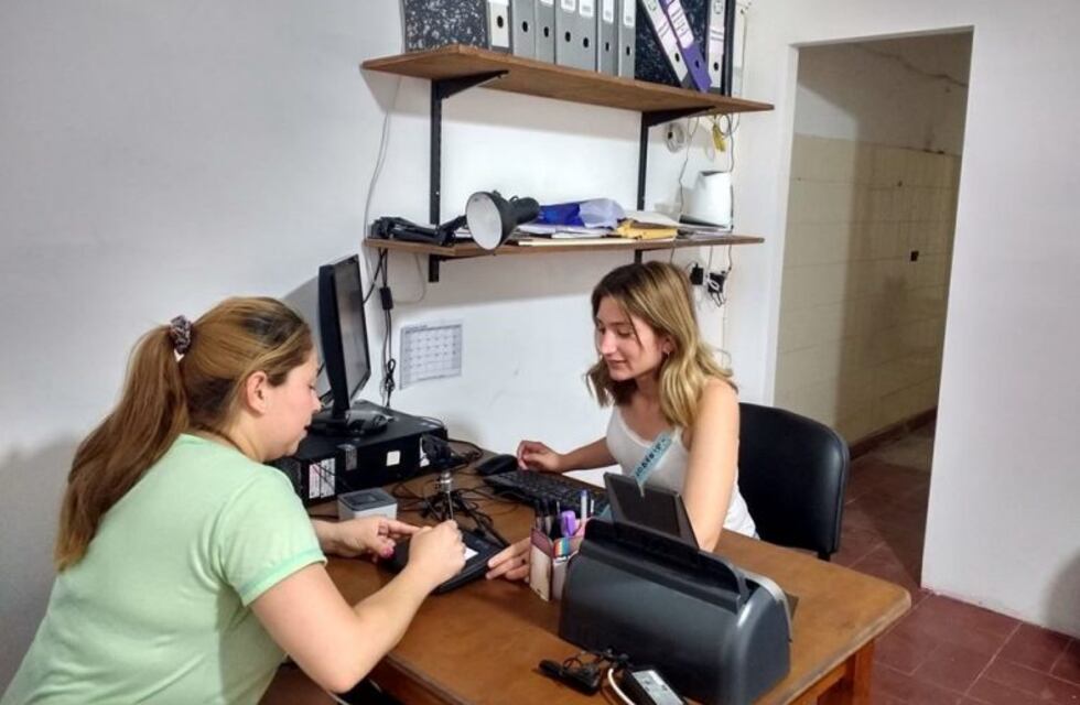 Ya se pueden tramitar DNI y pasaporte en Icho Cruz