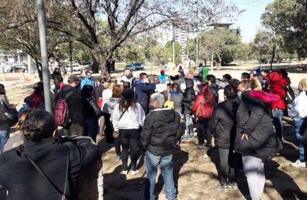 Reubican a los feriantes del Parque Las Heras