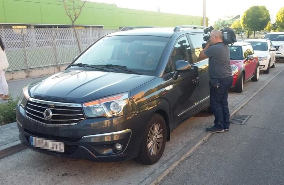 Tragedia en Madrid: Una beba de 21 meses murió al ser olvidada por su padre dentro del auto