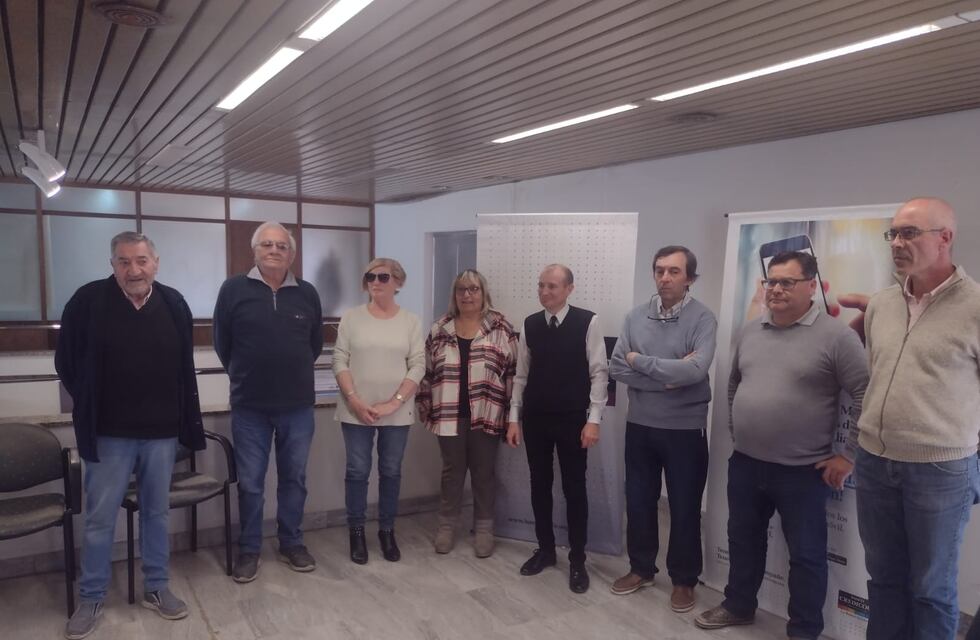 La sucursal de Tres Arroyos del  Banco Credicoop entregó premios a instituciones