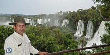 Guardaparque del Parque Nacional Iguazú\u002E