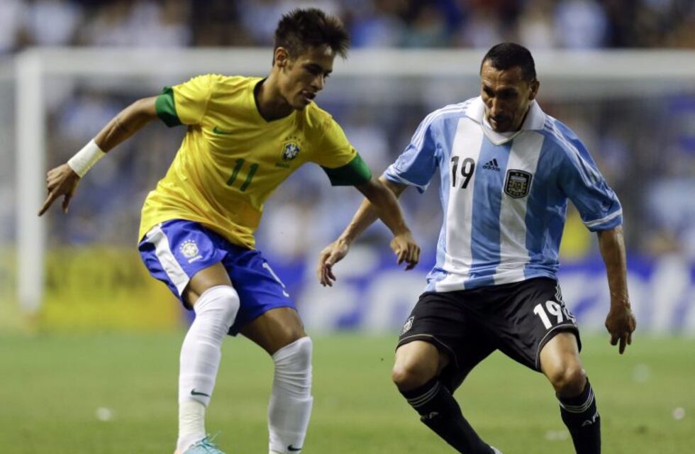 El gracioso mensaje del Cholo Guiñazú a Neymar en redes sociales