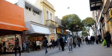 Peatonal Córdoba en Rosario\u002E (@munirosario)