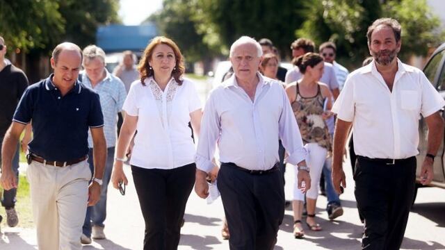 Lifschitz saliu00f3 a respaldar a Fein tras el fracaso del proyecto de endeudamiento.