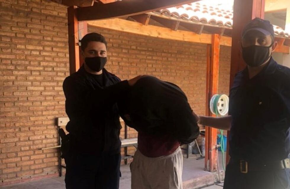 Estaba robando un reflector del Velódromo cuando lo detuvieron