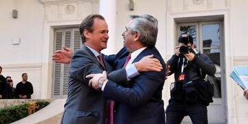 Tras firmar compromiso con Alberto Fernández, Bordet aseguró que \