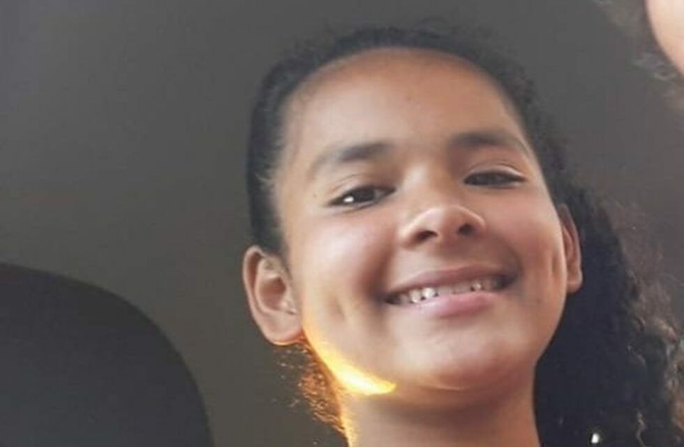 Buscan a una jovencita que se ausentó de su casa en Wanda