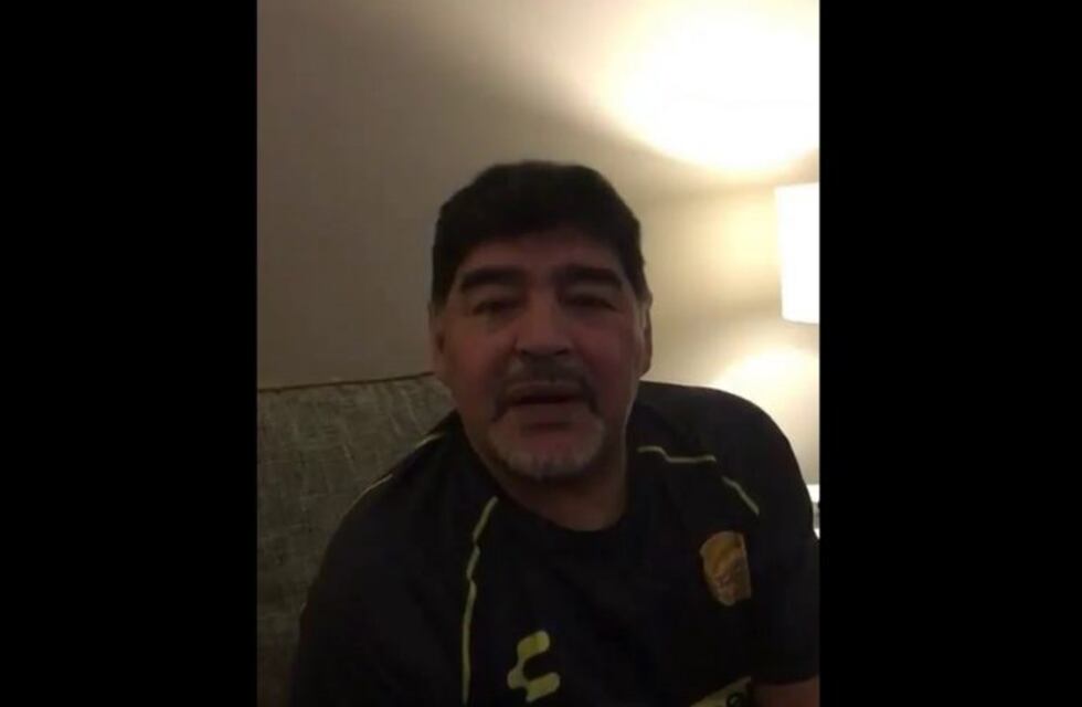 Maradona reivindicó su amor por Newell's en un breve video tras asumir en México