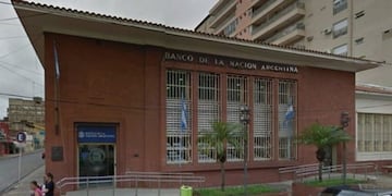 Muy poco movimiento de personas en las entidades bancarias\u002E