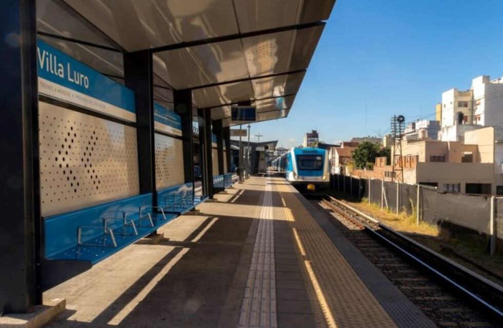 Paro nacional de trenes: hubo largas filas de pasajeros y caos para viajar en el AMBA
